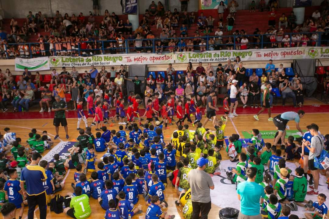Multitudinario cierre de la liga infantil de Baby Fútbol
