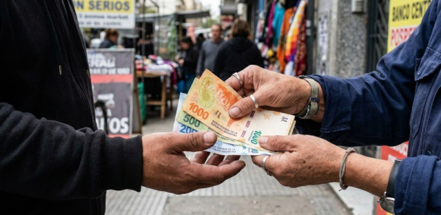 Grave acusación: un vecino denuncia cobros irregulares por parte de dirigentes de la juventud de Somos Río Negro a feriantes